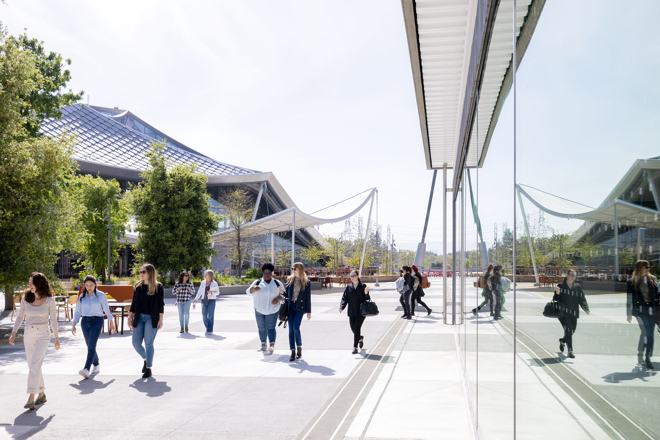 Google opens futuristic Mountain View campus where 4,000 will work