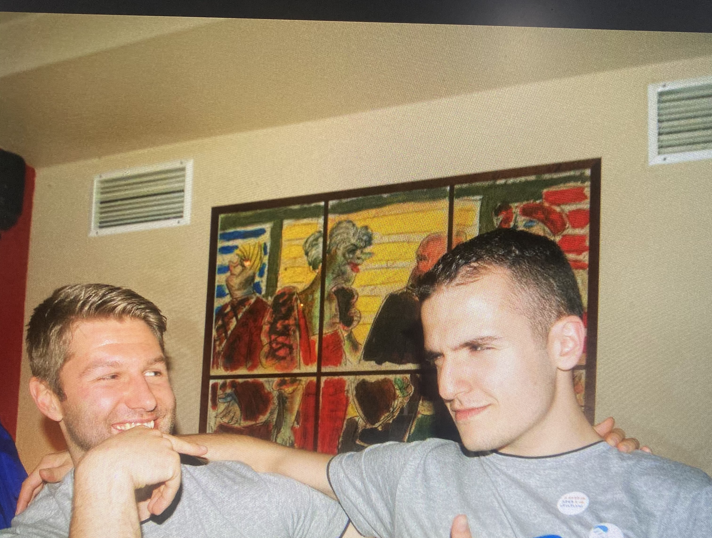 Foto von Google-Mitarbeiter Emre Celik und Ex-Fußball-Nationalspieler Thomas Hitzlsperger.