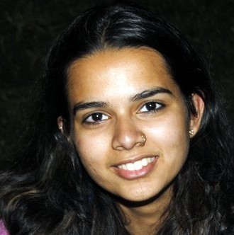 Pankhuri Kumar - Headshot.JPG