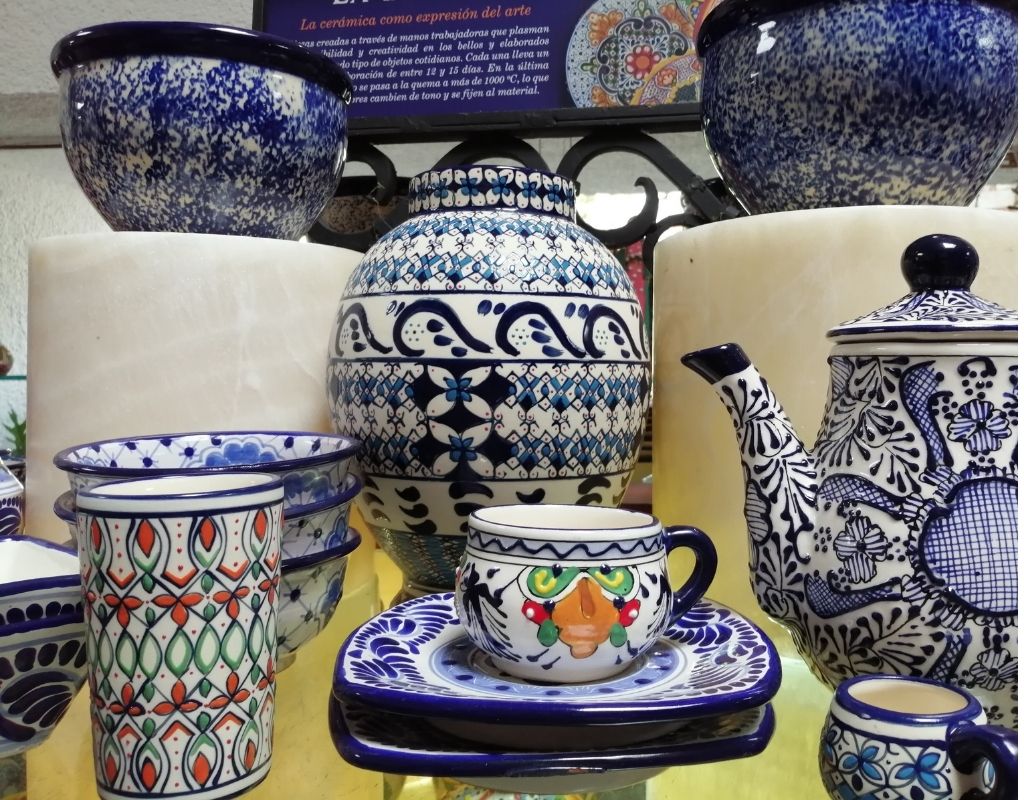 Las 10 artesanías más populares de méxico. Talavera poblana 