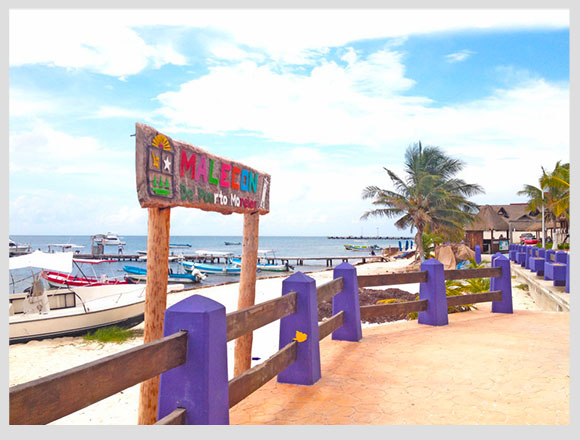 pier-at-beach-town-puerto-morelos