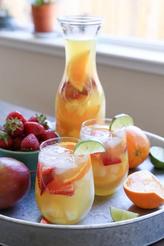 tropical_white_sangria_1