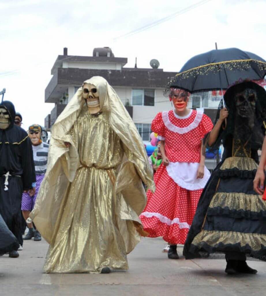 Xantolo-festival-dia-de-muertos-xcaret