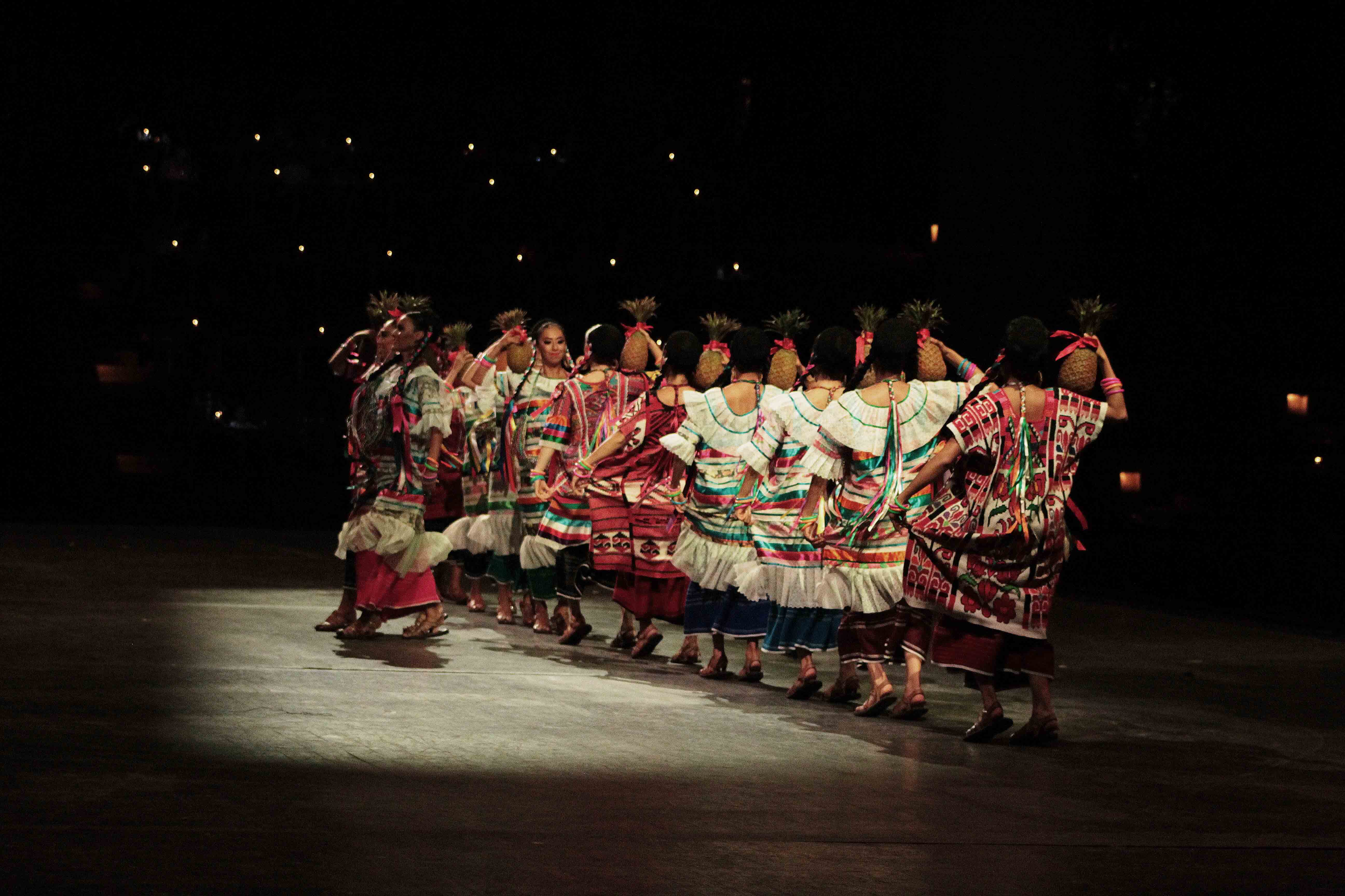 Flor de Piña, una danza tradicional oaxaqueña en Xcaret