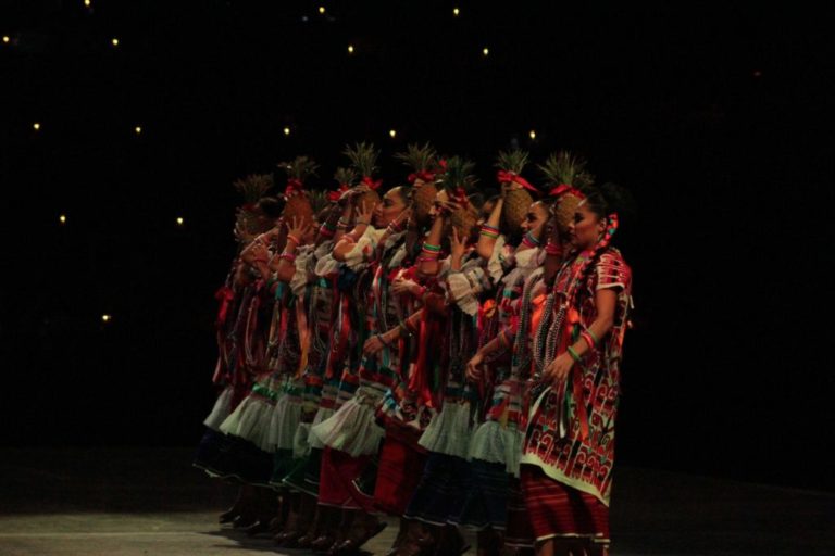Flor de Piña, a traditional dance from Oaxaca at Xcaret