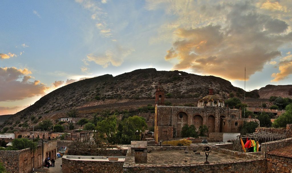 5 MYSTERIOUS GHOST TOWNS IN MEXICO