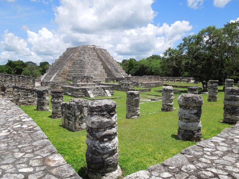 Mayapan zona arqueológica - Lugares históricos de Yucatán que puedes visitar