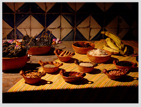 Receta de mole poblano tradicional de México - Blog Xcaret - Lee sobre  viajes, gastronomía, naturaleza y cultura en Blog Xcaret