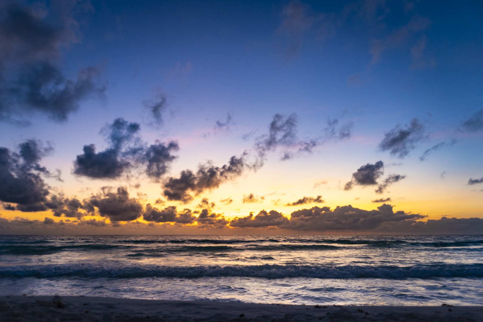 See the sunrise in Marlin Beach