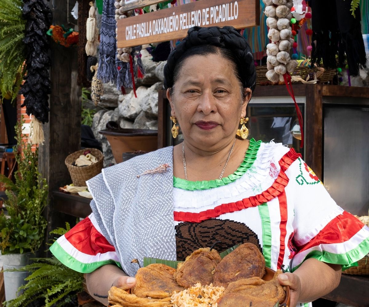 Esther Leonor Alonso Garcia - Oaxaca.jpg