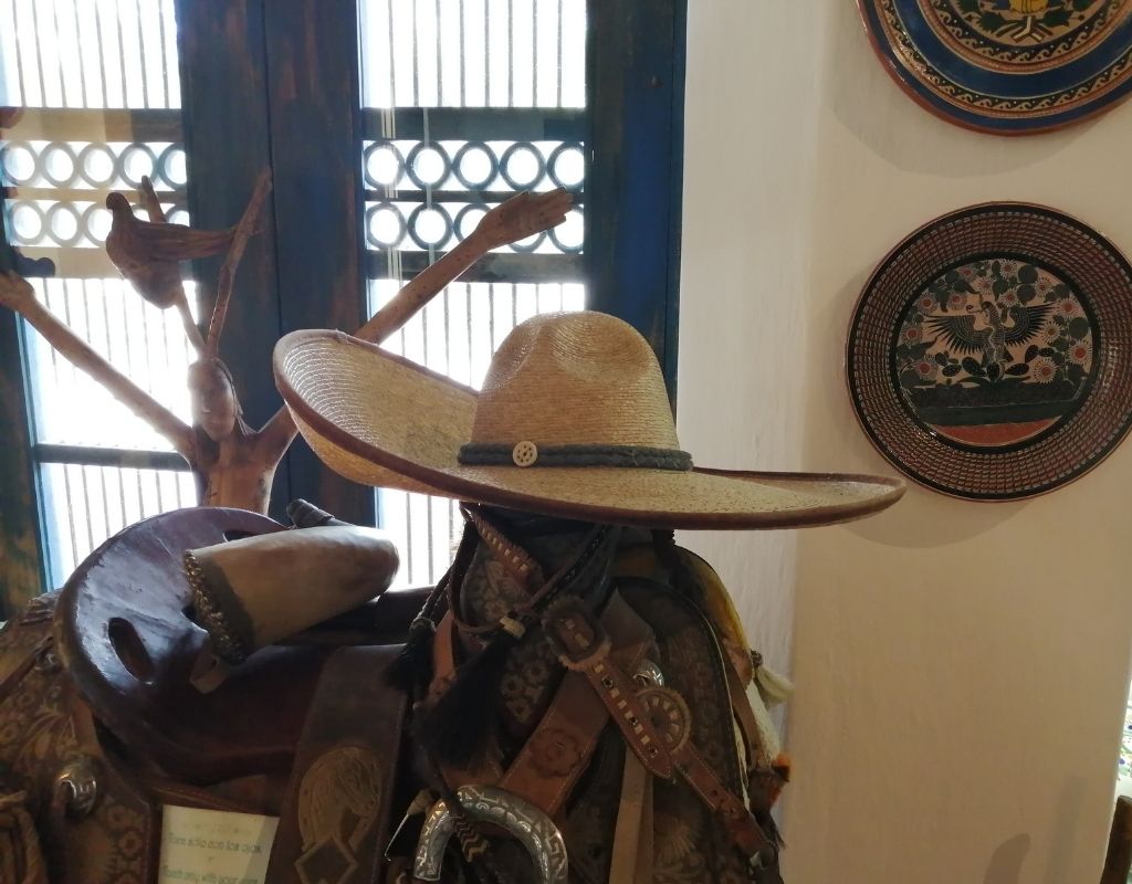  10 most popular crafts in mexico- charro hat 