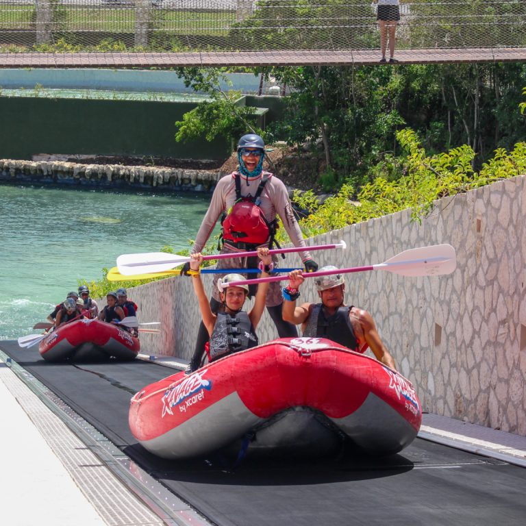 Un día en la vida de los guías de rafting de Xavage Ríos Rápidos Cancún