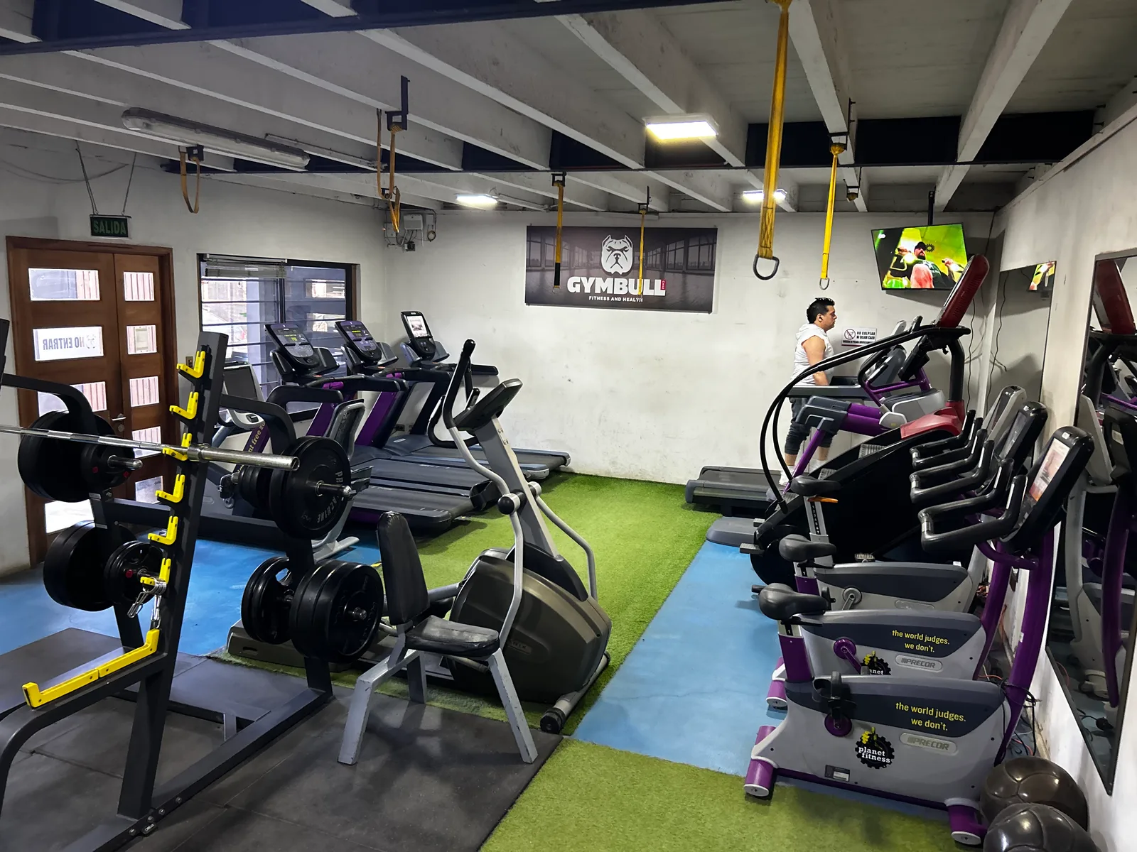 Foto 5 del gimnasio GymBull