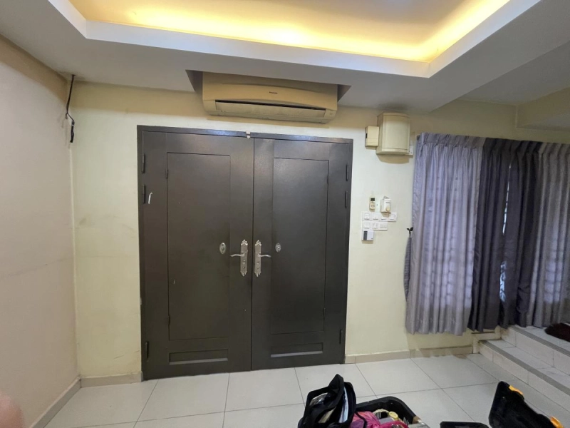 2 STOREY TAMAN GOMBAK PERMAI, Actual, FULLY EXTEND & RENO, Low Booking