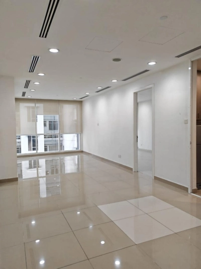 Binjai 8 @ KLCC - Level 18 Partly furnished Office - Ready unit