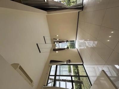 3.5 STOREY THE BREEZEWAY COURTYARD PARKHOMES, Actual, FULLY Renovated
