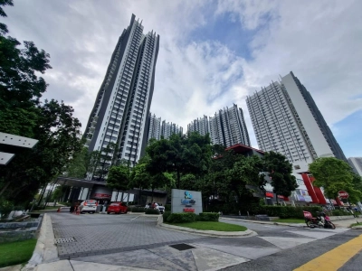 Lakeville Residence @ Taman Wahyu, KL - Big balcony with KLCC & KL Tower view & Sale below bank value Rm90k