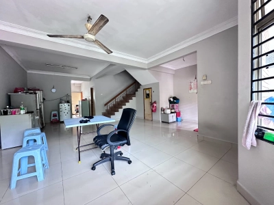 2 STOREY TAMAN PUCHONG UTAMA, Actual, Freehold, FULLY EXTEND, Low Deposit