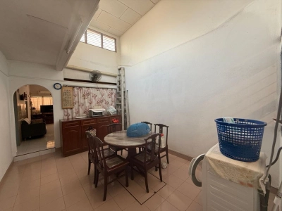 1 STOREY TAMAN SHANGHAI OLG KLANG ROAD, Actual, Near MID VALLEY, Reno