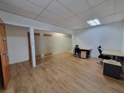 Office Suite 8 RM 1140 @ The Landmark Office , Bandar Bukit Tinggi , Klang - Ready 31/3