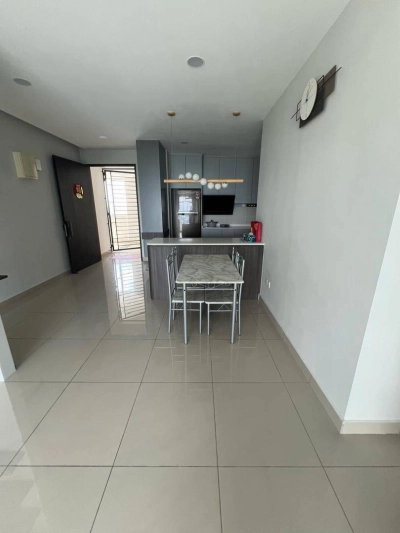Brand New Unit at Twin Danga Residence, Perling