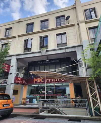 3.5 Storey Intermediate Lot Shop Office Plaza Damas, FULLY TENANTED, Low Deposit