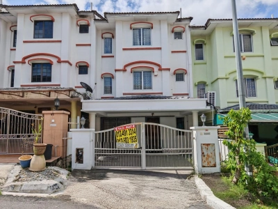 2.5 storey house @ Taman Bukit Permata, Batu Caves - Sale below bank value