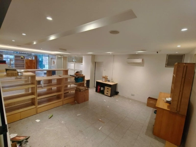 3.5 STOREY SHOP KIPARK BUSINESS PARK TAMAN WAHYU, 2 x Unit For Sales