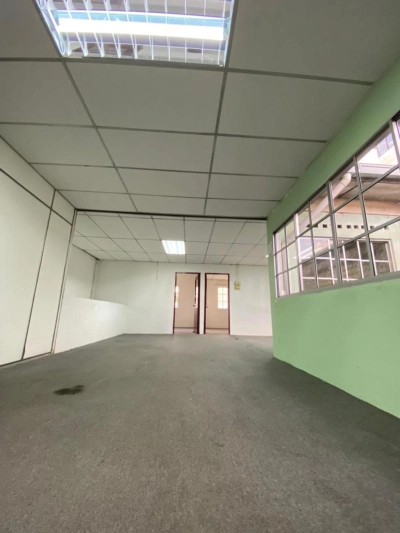 2 storey Shop Office - Kepong Baru @ Taman Kepong - Near MRT - Ready 1/7