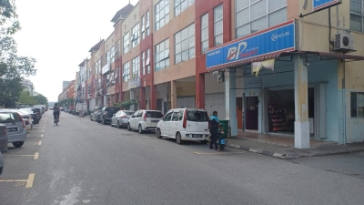 Corner 2nd floor Shop Office - Taman Bayu Perdana @ Klang - Ready 15/3