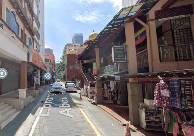 4 STOREYS SHOP, “Bazar Jalan Melayu” , City Centre, 50100 Kuala Lumpur.