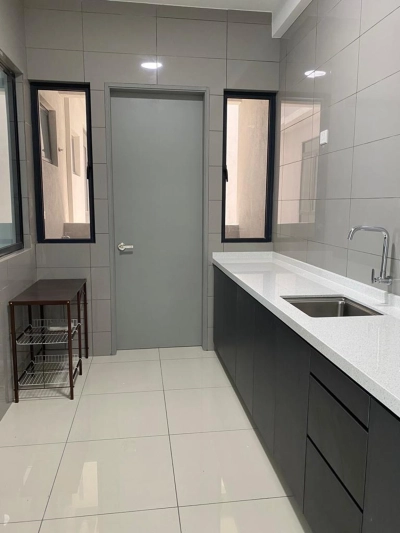 LEGEND HEIGHTS CONDO SEGAMBUT, Actual, RENOvated, FACING KLCC View, Low Booking