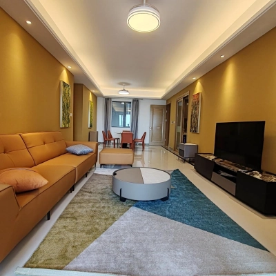 🌊 *Spacious Elegance at R&F Princess Cove – Sea & Pool Views!*