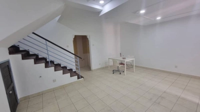2 STOREY SEKSYEN U5 SUBANG BESTARI, Actual, WELL KEEP, Low Deposit