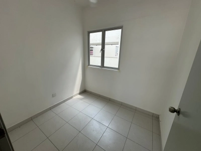 For Sale Pangsapuri Seri Utama Puchong Freehold Gated Guarded Strata