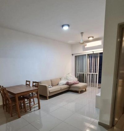1120 Park Avenue Condo, Actual, Renovated, Facing Pool, Low Deposit