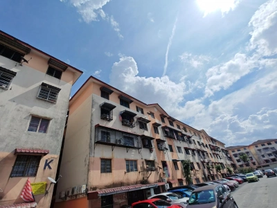 Idaman Apartment @ Damansara Damai, PJ - Blok K 3rd floor - Ready unit