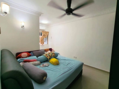 SRI INTAN 1 CONDO JALAN IPOH, Actual, RENO, Facing POOL, Low Deposit, 100%LOAN