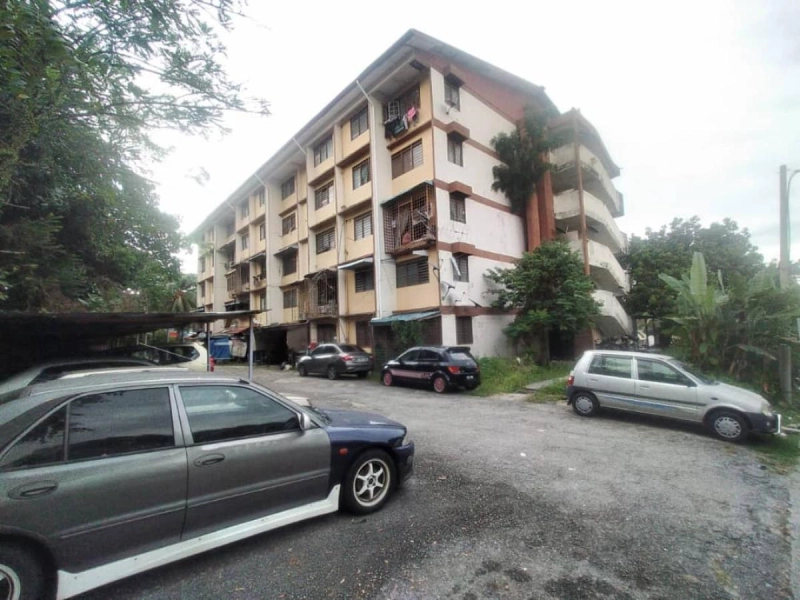 Flat Taman Bukit Anggerik @ Cheras - Block B 4th floor - Ready 15/5/25