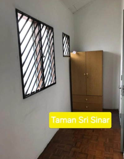 2.5 STOREY TAMAN SRI SINAR SEGAMBUT, Actual, RENOVATED, Low Deposit