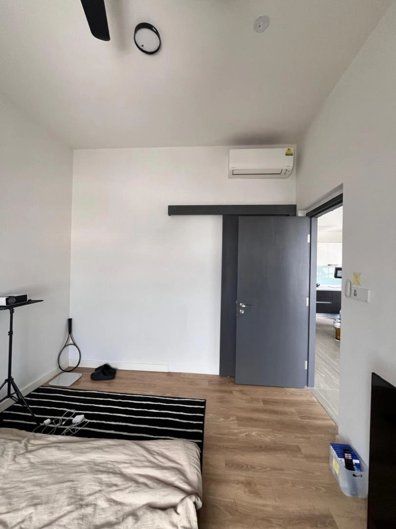 Modern and Stylish Condo with All the Amenities You Need