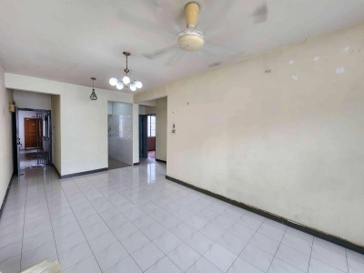 SD APARTMENT BANDAR SRI DAMANSARA, Actual, Freehold, RENO, Well KEEP