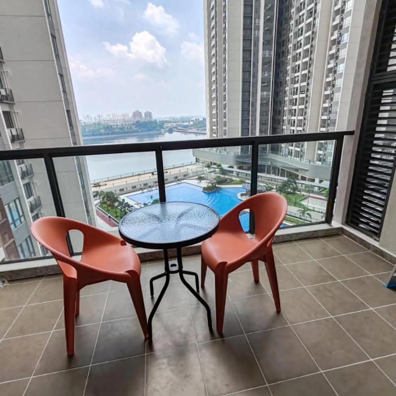 🌊 *Spacious Elegance at R&F Princess Cove – Sea & Pool Views!*