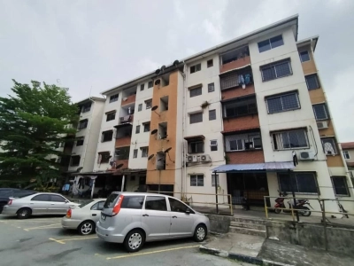 Seksyen 3 @ Bandar Baru Bangi - Blok 4 4th floor - Ready unit