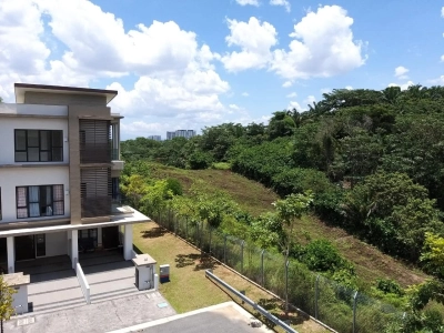 Corner 3 storey TownHouse - The N'Dira , Bandar 16 Sierra @ Puchong - Ready unit