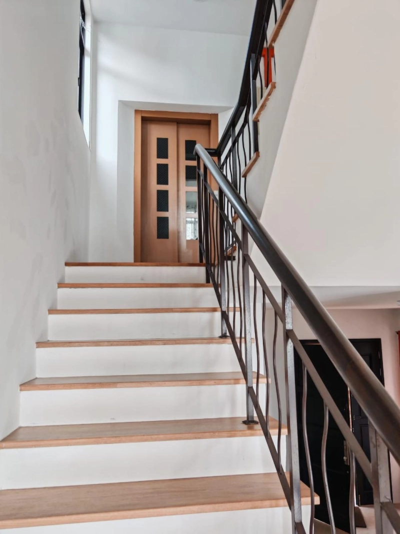 Moonlight Bay 4 Storey Bungalow with sea view