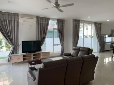 16 Sierra, Puchong