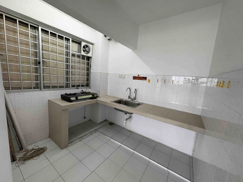 🔥 Exclusive Corner Unit for Sale at Aman Satu Apartment, Desa Aman Puri, Kepong 🔥