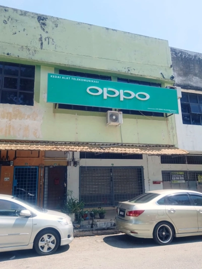 Lahat Baru ShopLot FOR SALE