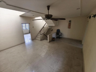3 STOREY TAMAN WANGSA PERMAI KEPONG, Actual, FULLY RENO, Low Deposit